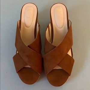 C est. 1946 Platform Sandals